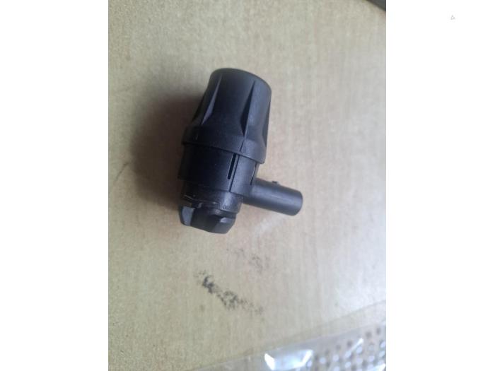 Begagnade Gaspedalsensor Audi A8 (D3) 4.2 V8 40V Quattro Pris € 10,00 Marginaltabell erbjuds av VW Parts Dronten