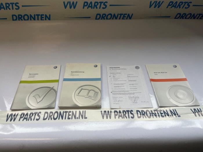 Używane Instrukcja Volkswagen Up! (121) 1.0 12V 60 Cena € 15,00 Procedura marży oferowane przez VW Parts Dronten