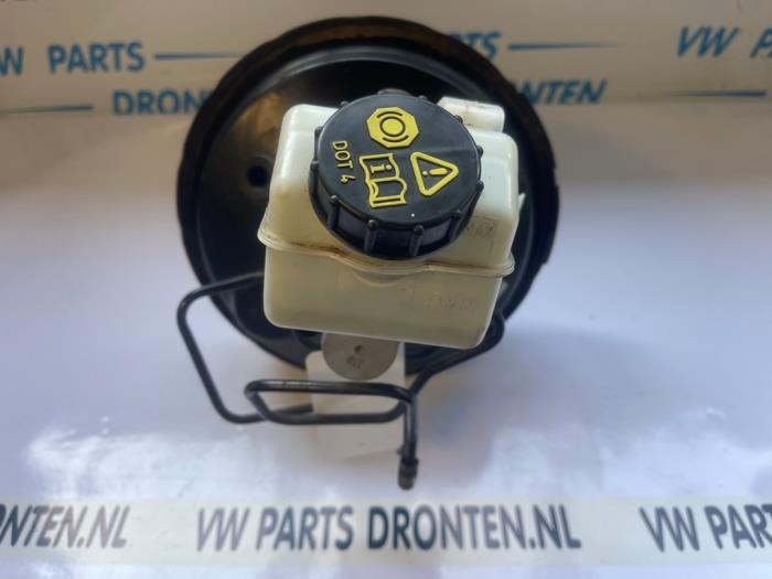 Begagnade Bromsservo Volkswagen Polo IV (9N1/2/3) 1.2 Pris € 95,00 Marginaltabell erbjuds av VW Parts Dronten