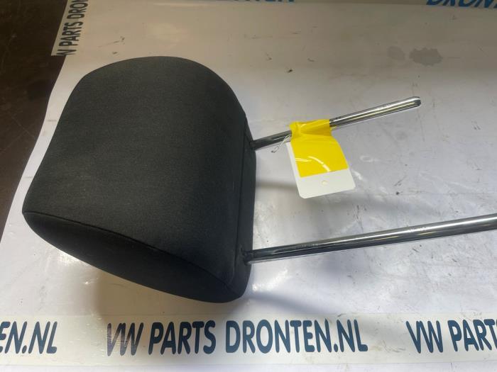 Begagnade Nackstöd Volkswagen Polo V (6R) 1.2 TDI 12V BlueMotion Pris € 20,00 Marginaltabell erbjuds av VW Parts Dronten