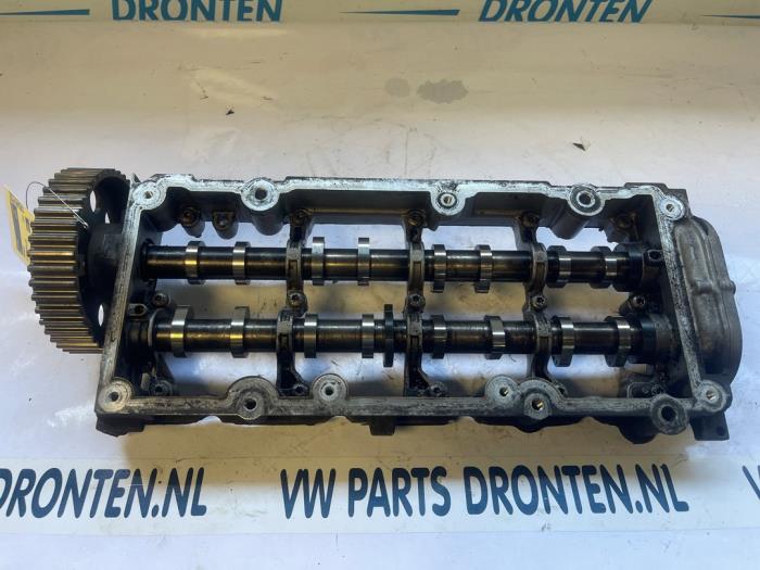 Usagé Kit arbre à cames Volkswagen Transporter T6 2.0 TDI 150 Prix € 484,00 Prix TTC proposé par VW Parts Dronten