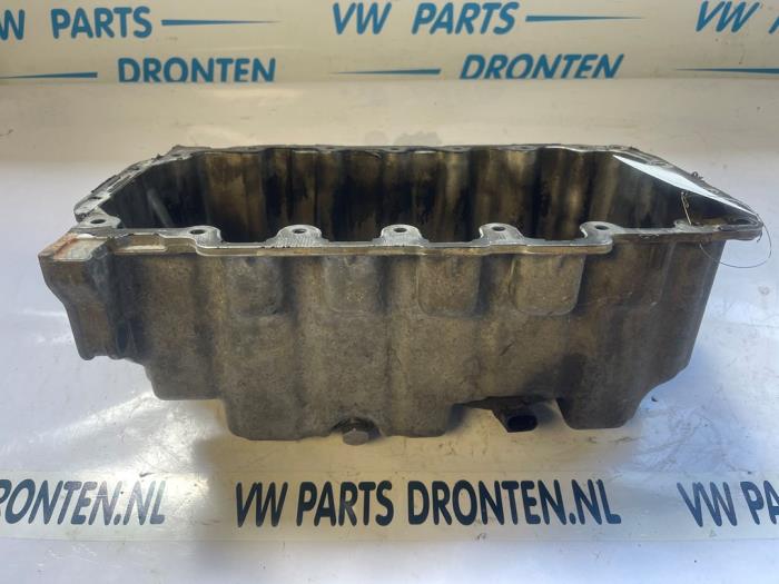 Gebrauchte Ölwanne Volkswagen Transporter T6 2.0 TDI 150 Preis € 25,00 Margenregelung angeboten von VW Parts Dronten