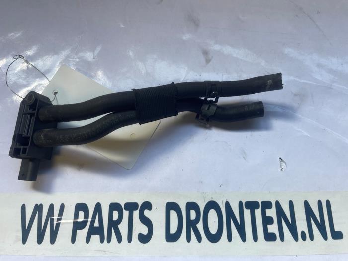 Begagnade Bränsletryckssensor Volkswagen Transporter T6 2.0 TDI 150 Pris € 25,00 Marginaltabell erbjuds av VW Parts Dronten