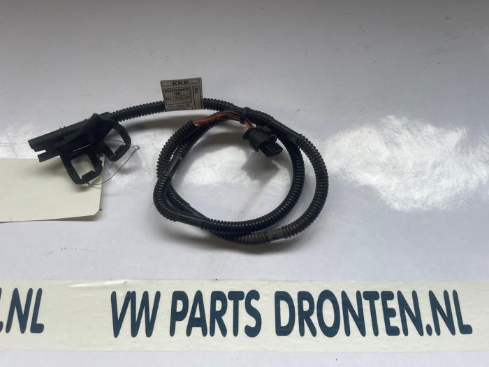 Używane Kabel (rózne) BMW 3 serie (E90) 320i 16V Cena € 20,00 Procedura marży oferowane przez VW Parts Dronten