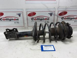 Used Fronts shock absorber, left Toyota Avensis (T22) 2.0 TDi Price on request offered by Collignon & Fils