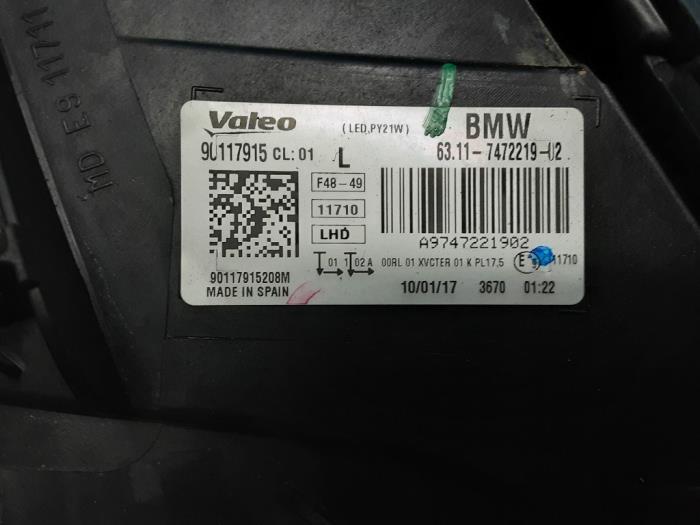 Phare gauche d'un BMW X1 (F48) sDrive 18i 1.5 12V TwinPower 2017