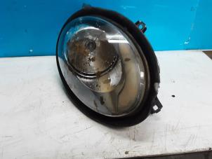 Used Headlight, left Mini Clubman (F54) 1.5 One D 12V Price € 75,00 Inclusive VAT offered by Collignon & Fils