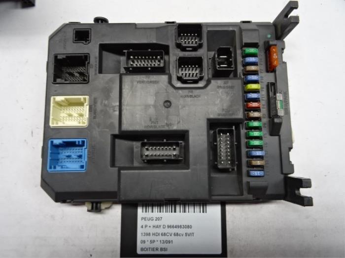 Body control computer from a Peugeot 207/207+ (WA/WC/WM) 1.4 HDi 2009