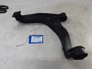 Used Front wishbone, left Volkswagen Multivan T5 (7E/7HC/7HF/7HM) 2.5 Tdi Price € 99,99 Inclusive VAT offered by Collignon & Fils