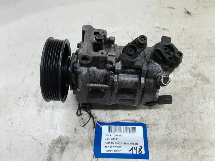 Air conditioning pump from a Volkswagen Touran (5T1) 1.4 TSI 2016