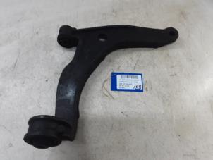 Used Front wishbone, left Volkswagen Multivan T5 (7E/7HC/7HF/7HM) 2.5 Tdi Price € 99,99 Inclusive VAT offered by Collignon & Fils