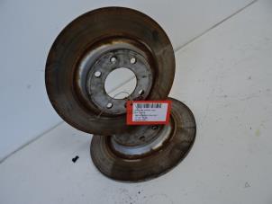 Used Rear brake disc Citroen DS5 (KD/KF) 2.0 165 HYbrid4 16V Price on request offered by Collignon & Fils
