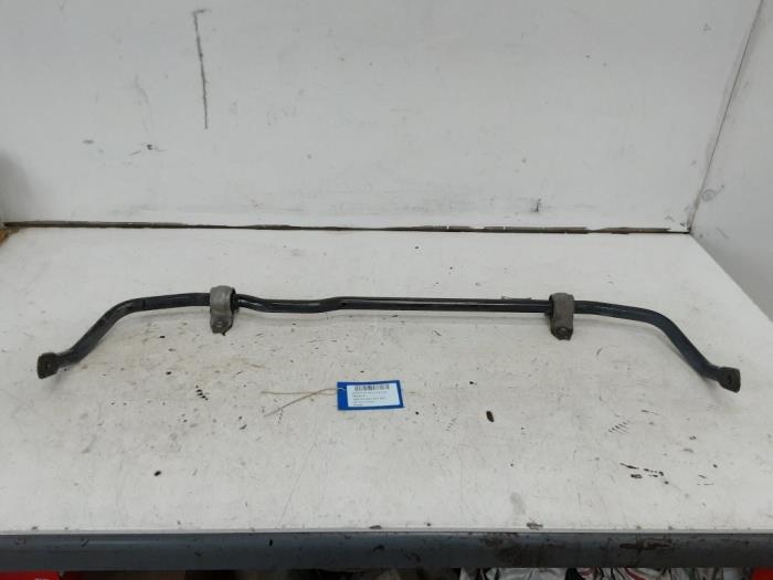 Front anti-roll bar from a Audi A3 Sportback (8VA/8VF) 2.0 TDI 16V 2015