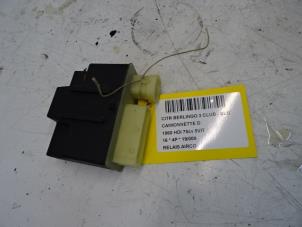 Used Cooling fin relay Citroen Berlingo 1.6 BlueHDI 75 Price € 25,00 Inclusive VAT offered by Collignon & Fils