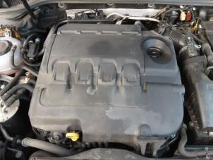 Usados Cobertor motor Volkswagen Passat Variant (3G5) 1.6 TDI 16V Precio € 50,00 IVA incluido ofrecido por Collignon & Fils