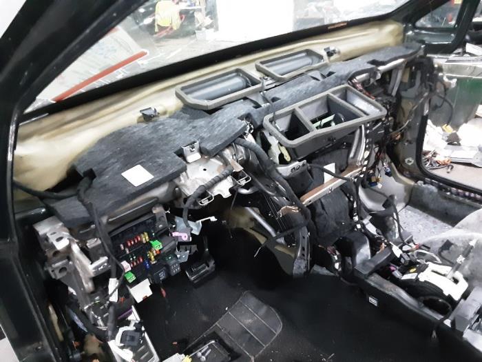 Viga de salpicadero de un Volkswagen Golf VII (AUA) 2.0 GTI 16V Performance Package 2014