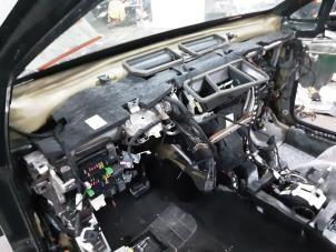 Używane Belka panelu sterowania Volkswagen Golf VII (AUA) 2.0 GTI 16V Performance Package Cena € 75,00 Z VAT oferowane przez Collignon & Fils