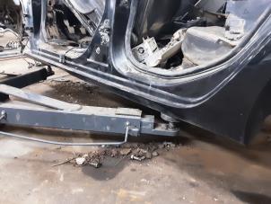 Used Sill, left Opel Astra J Sports Tourer (PD8/PE8/PF8) 1.6 CDTI 16V Price € 149,99 Inclusive VAT offered by Collignon & Fils