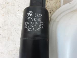 Usados Bomba de rociador de faro BMW 2 serie (F22) 220d 2.0 16V Precio € 30,00 IVA incluido ofrecido por Collignon & Fils