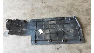 Used Brake anchor plate Renault Clio V (RJAB) 1.0 TCe 90 12V Price € 30,00 Inclusive VAT offered by Collignon & Fils