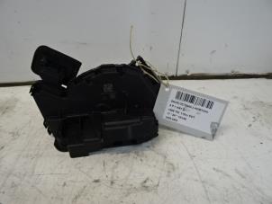 Used Door lock cylinder, right Skoda Octavia Combi (5EAC) 1.6 TDI 16V Price € 50,00 Inclusive VAT offered by Collignon & Fils