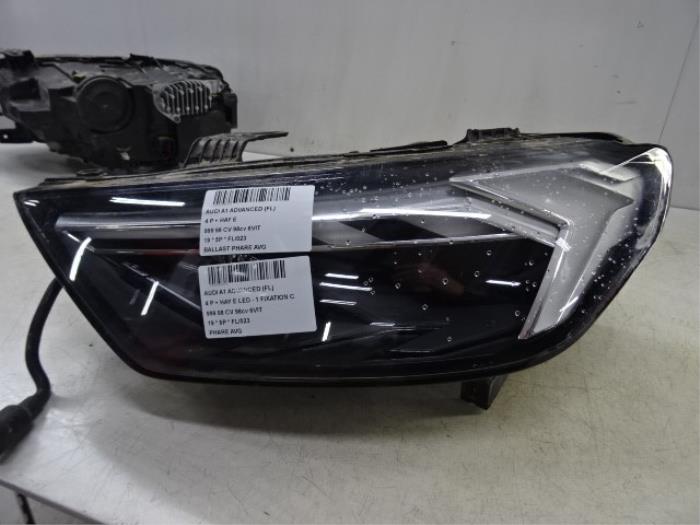 Headlight, left from a Audi A1 Sportback (GBA) 1.0 30 TFSI 12V 2019