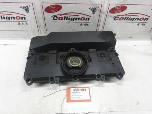 Used Rocker cover Ford Mondeo III 2.0 TDCi 115 16V Price on request offered by Collignon & Fils