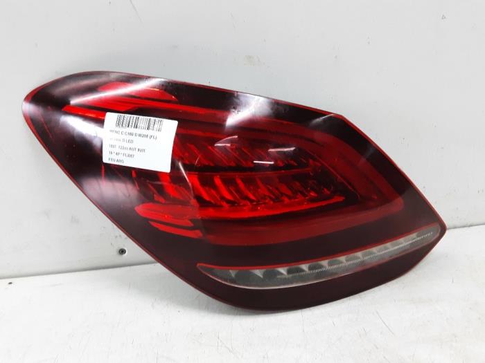 Taillight, left from a Mercedes-Benz C (W205) C-180d 1.6 Turbo 16V 2019