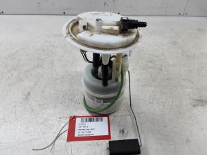 Used Mechanical fuel pump Citroen C3 (SC) 1.0 Vti 68 12V Price on request offered by Collignon & Fils