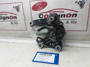 Used Rear wiper motor Toyota ProAce 2.0 D-4D 122 16V Price on request offered by Collignon & Fils