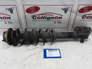 Used Fronts shock absorber, left Daihatsu Cuore (L251/271/276) 1.0 12V Price on request offered by Collignon & Fils