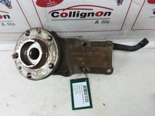 Used Front wheel hub Fiat 500 (312) 1.2 69 Price on request offered by Collignon & Fils