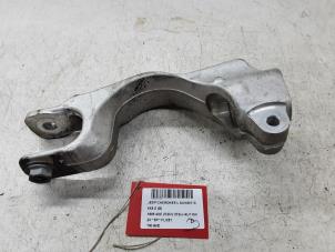 Used Front wishbone, right Jeep Grand Cherokee L (WL) 2.0 4xe Price on request offered by Collignon & Fils