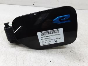 Used Tank cap cover Jeep Grand Cherokee L (WL) 2.0 4xe Price on request offered by Collignon & Fils