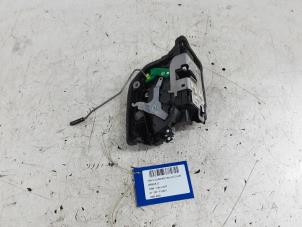 Usados Cilindro de cerradura de puerta derecha Mini Clubman (F54) 1.5 One D 12V Precio de solicitud ofrecido por Collignon & Fils