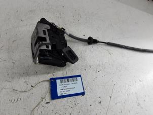 Used Door lock cylinder, right Volkswagen Tiguan Allspace (BW2) 2.0 TDI 16V BlueMotion Technology SCR Price on request offered by Collignon & Fils