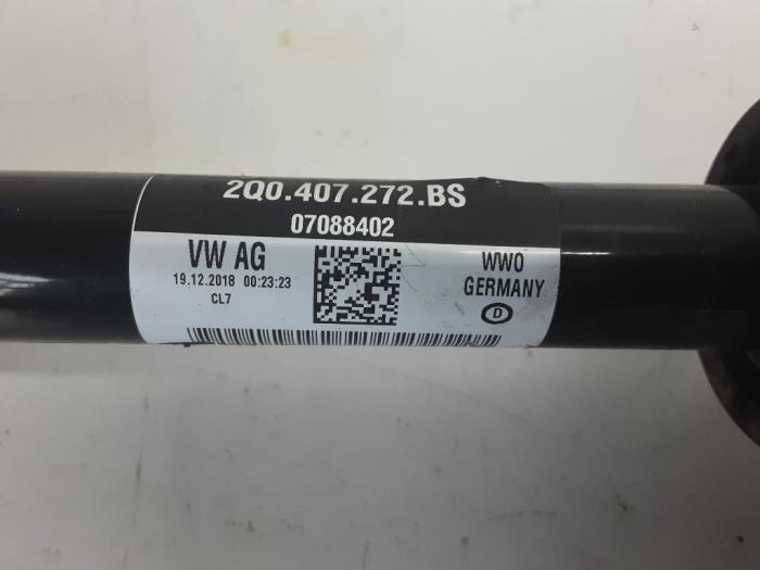 Front drive shaft, right from a Audi A1 Sportback (GBA) 1.0 30 TFSI 12V 2019