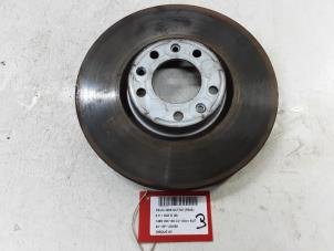 Used Front brake disc Peugeot 5008 II (M4/MC/MJ/MR) 1.5 BlueHDi 130 Price € 30,00 Inclusive VAT offered by Collignon & Fils