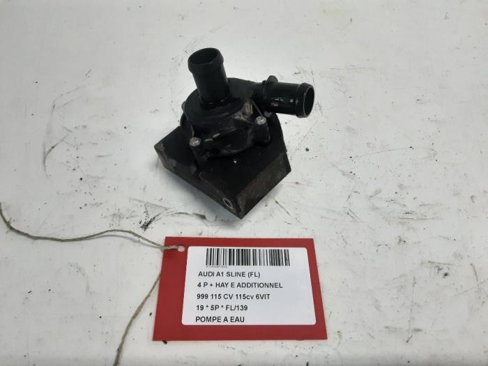 Water pump from a Audi A1 Sportback (GBA) 1.0 30 TFSI 12V 2019
