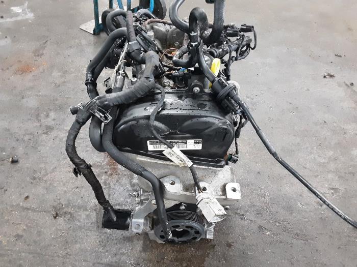 Engine Volkswagen Polo V 1.0 12V BlueMotion Technology - CHYB