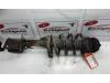 Fronts shock absorber, left from a Mercedes Vito (638.0), 1995 / 2003 2.2 CDI 108 16V, Delivery, Diesel, 2,148cc, 60kW (82pk), FWD, OM611980, 1999-03 / 2003-08, 638.094 2001