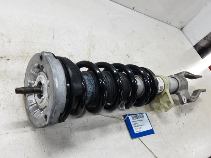 Front shock absorber, right from a BMW 8 serie (G15)  2020