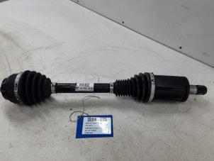 Used Front drive shaft, left BMW 8 serie (G15) Price on request offered by Collignon & Fils