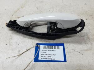 Used Front door handle 4-door, right BMW 8 serie (G15) Price on request offered by Collignon & Fils