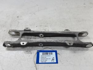 Used Torsion bar BMW 8 serie (G15) Price on request offered by Collignon & Fils