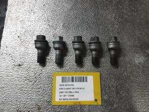 Used Set of wheel bolts Audi Q5 (8RB) 3.0 TDI V6 24V Quattro Price on request offered by Collignon & Fils