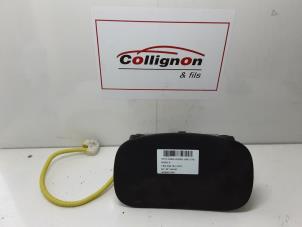 Used Right airbag (dashboard) Toyota Yaris Verso (P2) 1.4 D-4D Price € 50,00 Inclusive VAT offered by Collignon & Fils