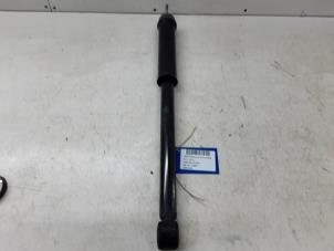 Used Rear shock absorber, right Renault Arkana (RJLL) Price € 59,99 Inclusive VAT offered by Collignon & Fils