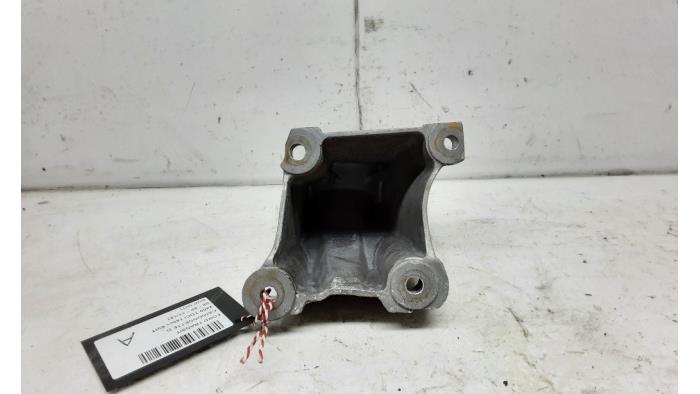 Engine mount from a Ford Transit  2008