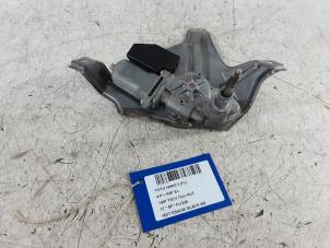 Used Rear wiper motor Toyota Yaris III (P13) 1.5 16V Hybrid Price € 99,99 Inclusive VAT offered by Collignon & Fils
